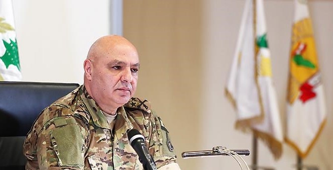 التمديد لقائد الجيش تمديد للأزمة السياسية