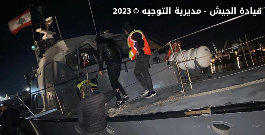 انقاذ هاربين على قوارب الموت