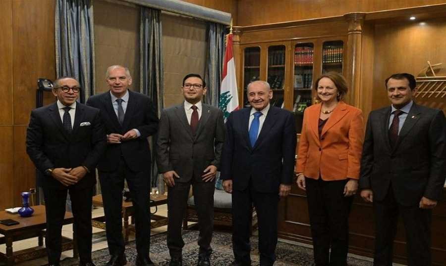 اللجنة الخماسية والبحث عن منفذ رئاسي