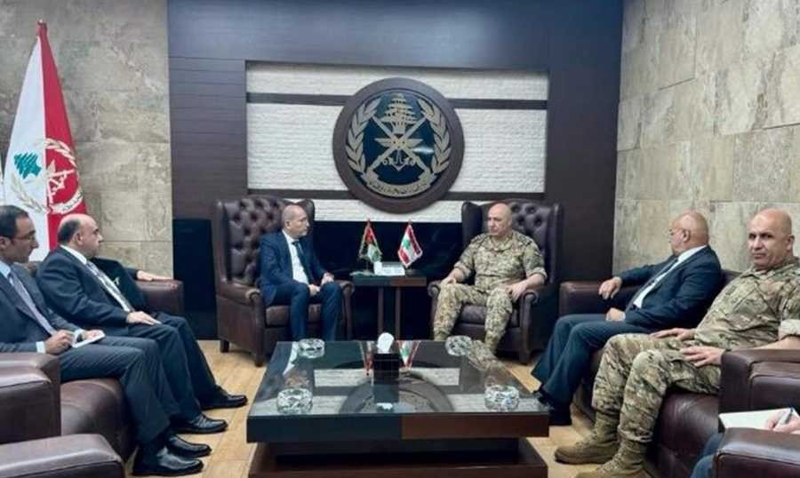 الأردن لسيادة لبنان