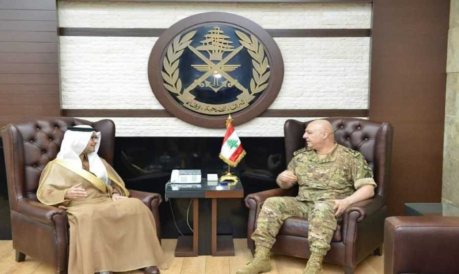 السفير السعودي يتحرّك