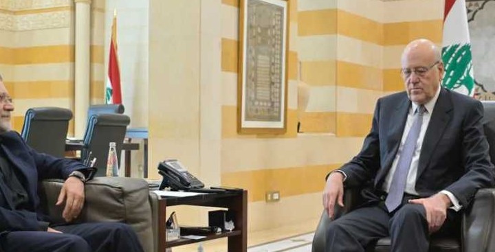 لاريجاني: الحديث عن  تخلي ايران عن المقتومة مزحة