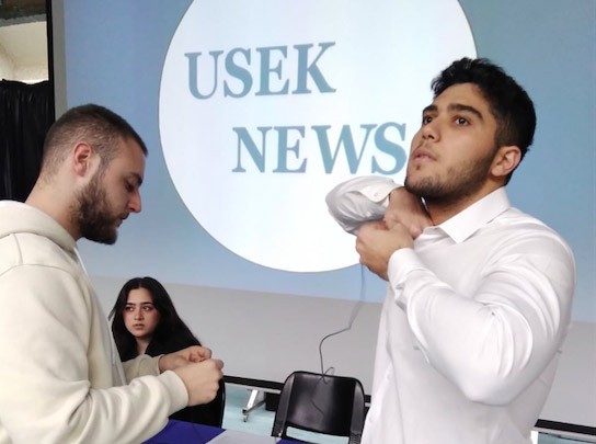 الحرب في أعمال طلاب الفنون في جامعة الكسليك