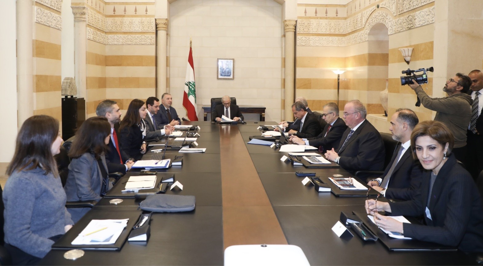 اضرار الحرب الإسرائيلية وخطة اعادة الاعمار على طاولة السراي