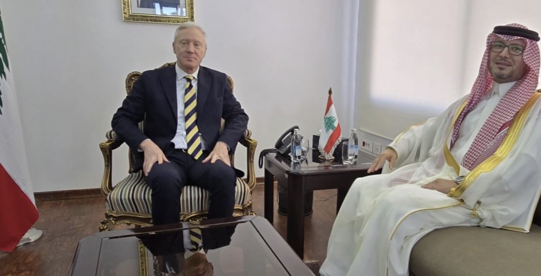 السفير السعودي بين دار الفتوى والخارجية