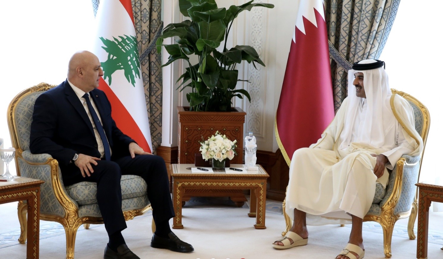 الشيخ تميم للرئيس عون: حريصون على الوقوف مع لبنان وشعبه