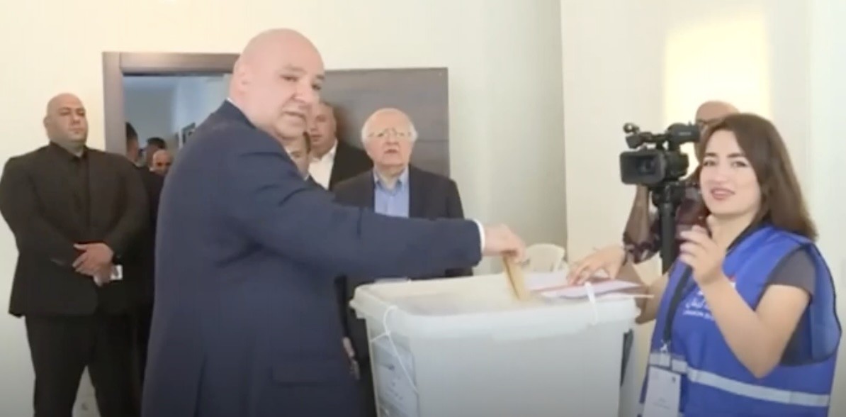 الرئيس جوزاف عون يشارك في انتخابات العيشية