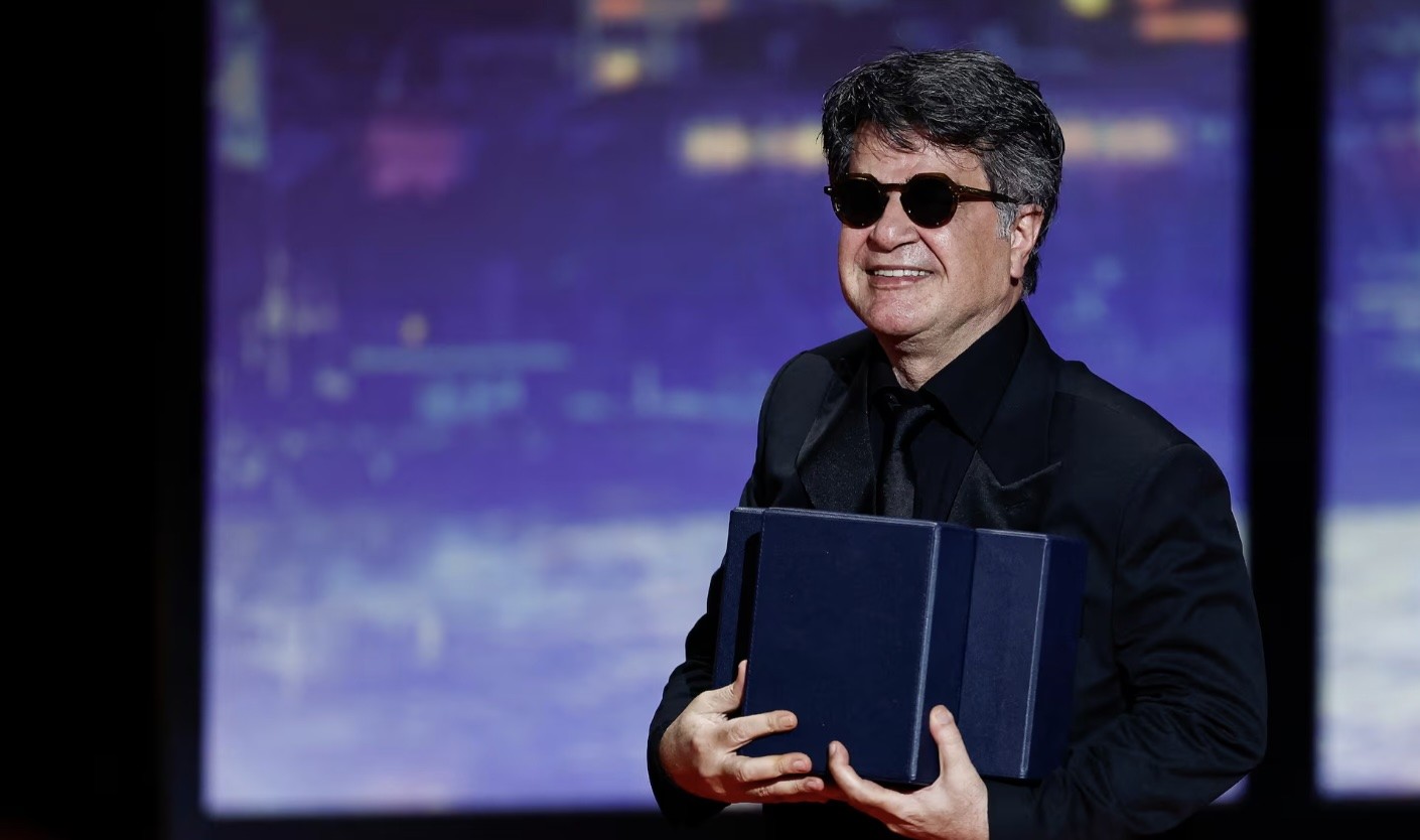 الايراني جعفر بناهي يتصدّر مشهد "مهرجان كان"