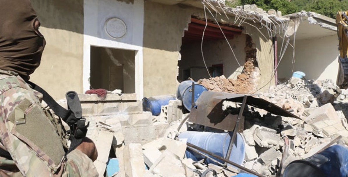الجيش منازل مطلوبين في الضاحية وزغرتا