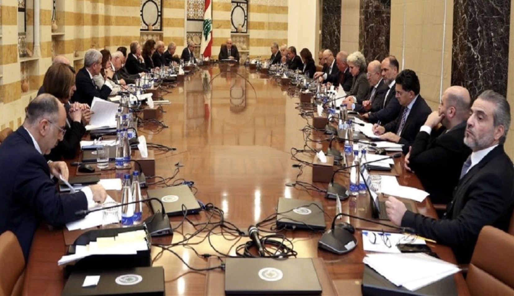 مجلس الوزراء لتحييد لبنان