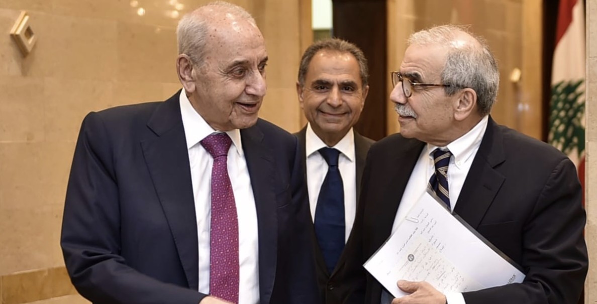 بعد تفجير كنيسة دمشق كيف سيواجه مسيحيو لبنان دعوات نواف سلام ونبيه بري "الطائفية"