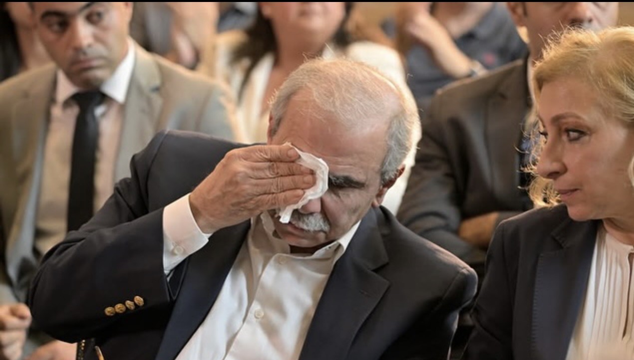 شهادة والدة ضحية من ضحايا انفجار المرفأ تُبكي الرئيس نواف سلام
