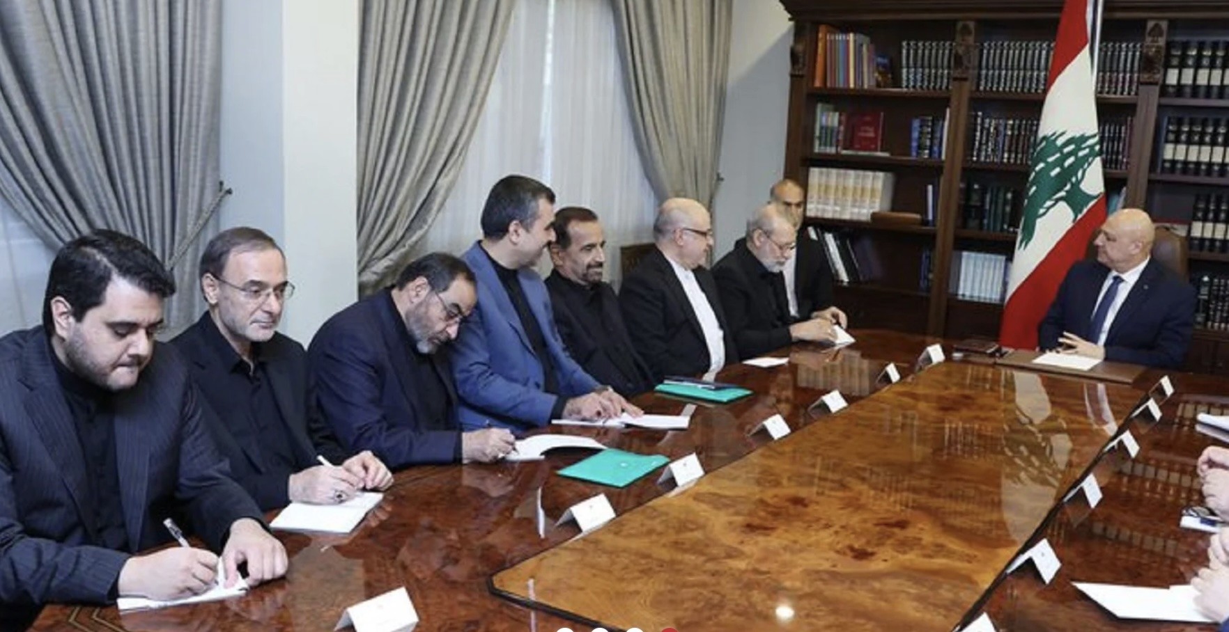 عون للاريجاني:  نرفض أي تدخل في شؤوننا ومن غير المسموح أن يحمل احد السلاح ويستقوي بالخارج
