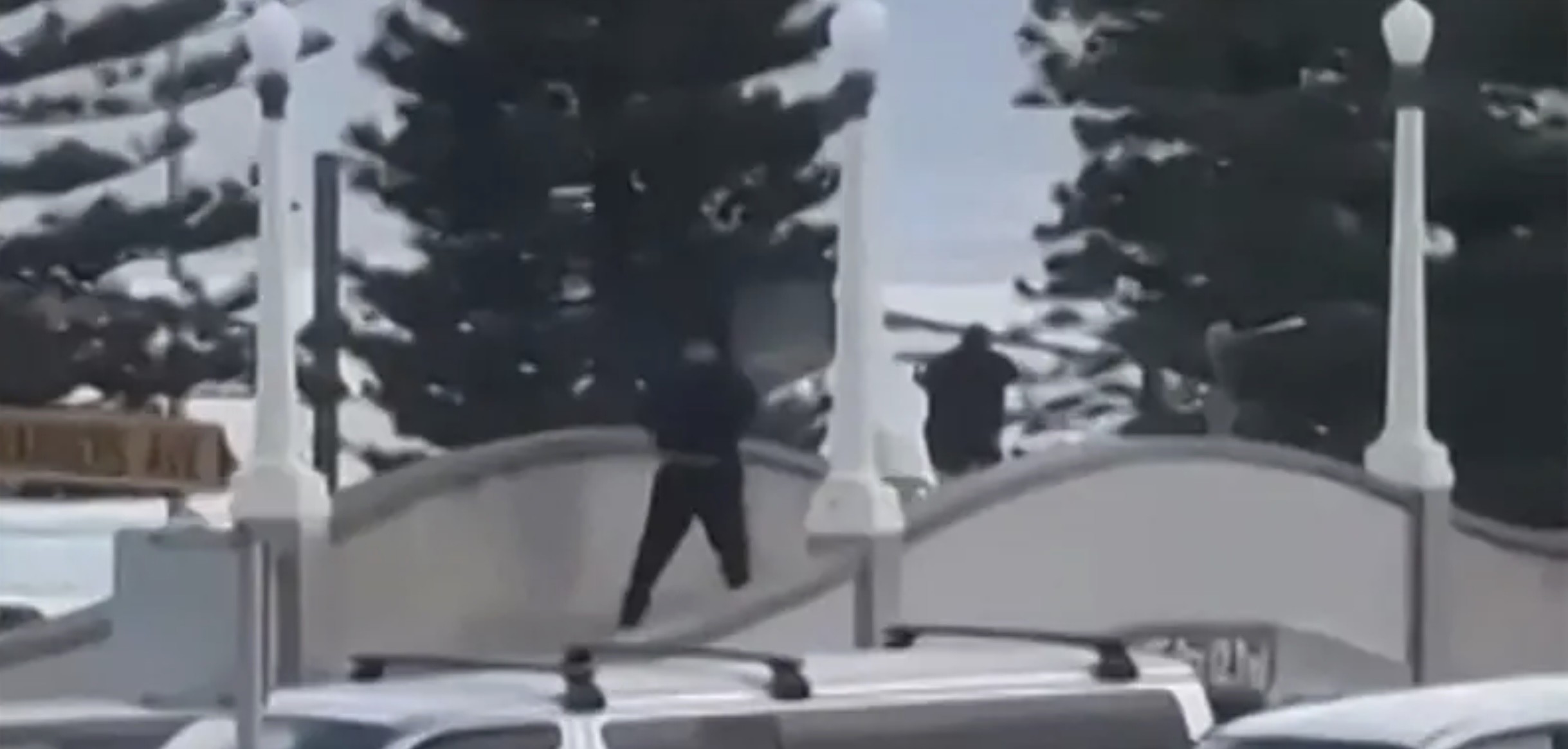 مهاجما  استراليا: الأب باكستاني دخل بتأشيرة طالب