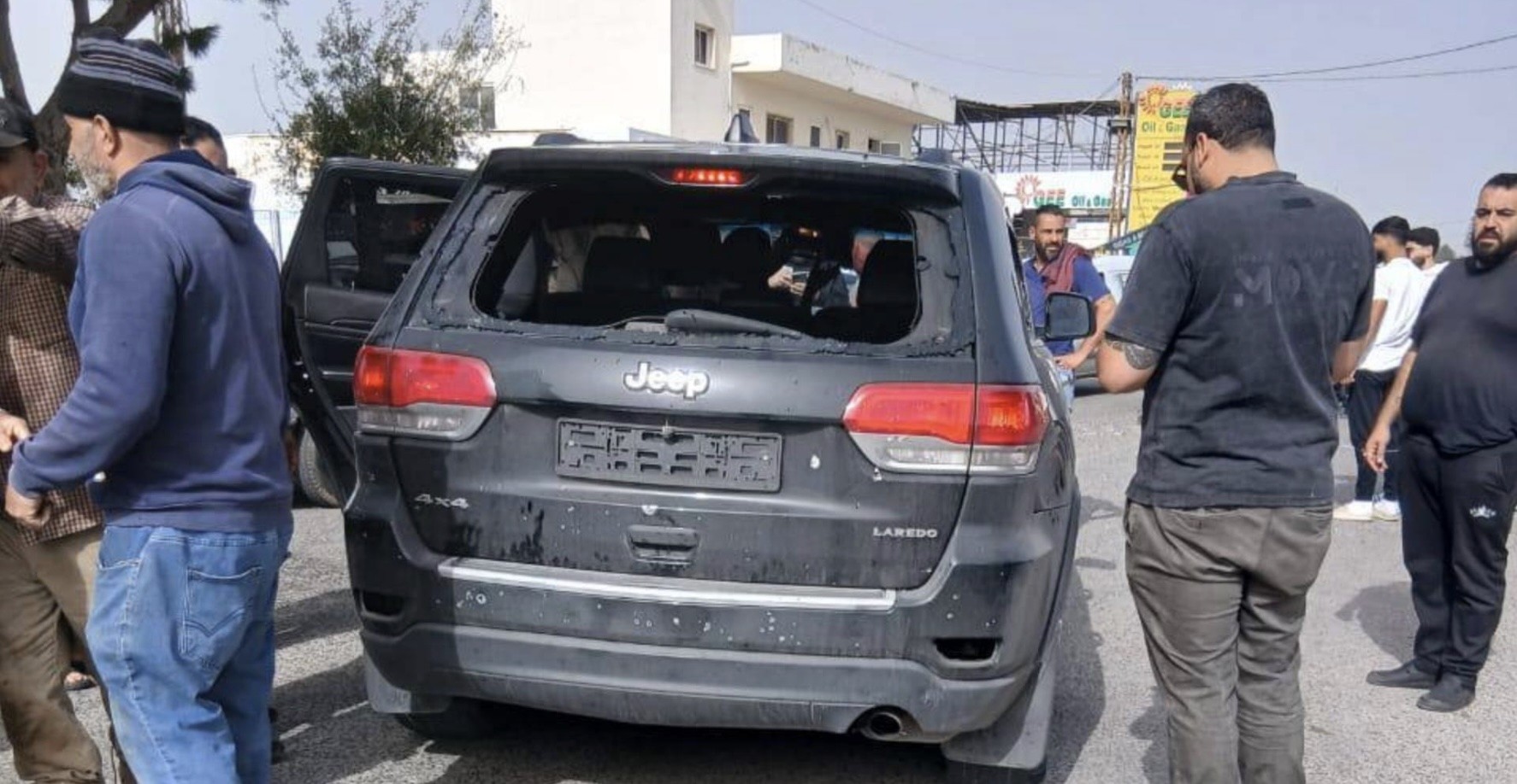إسقاط مواد كيميائية على الجنوب