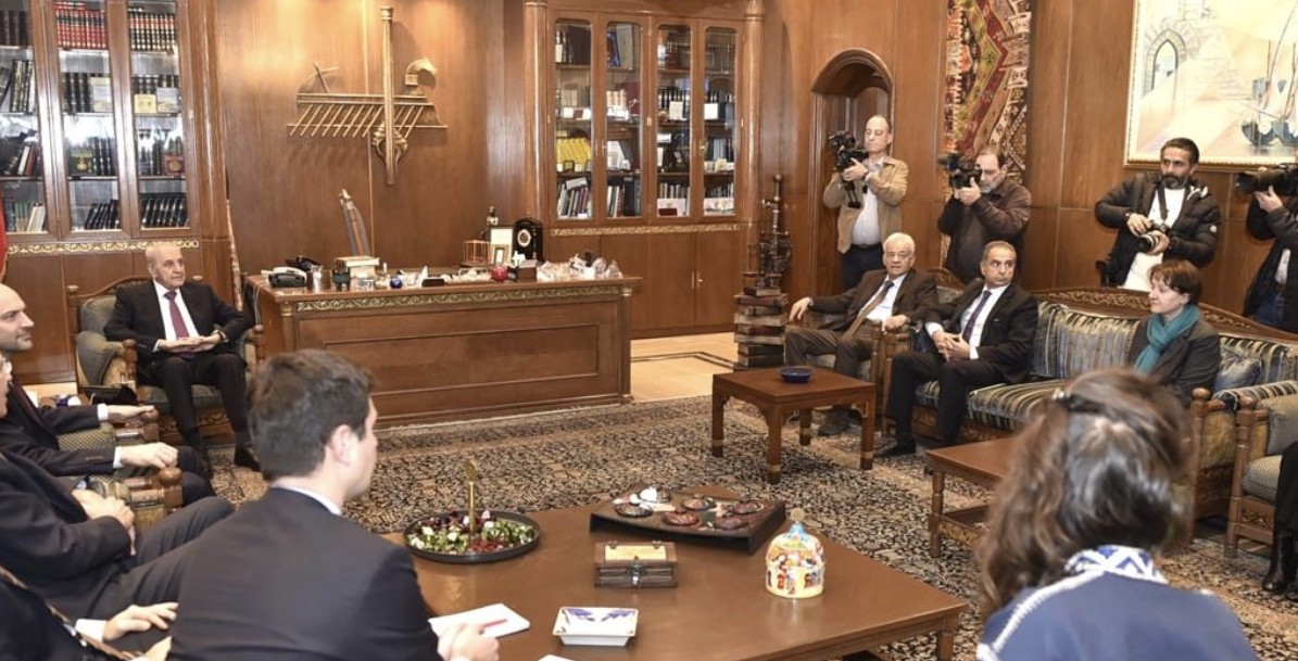 بارو في لبنان لدعم الجيش