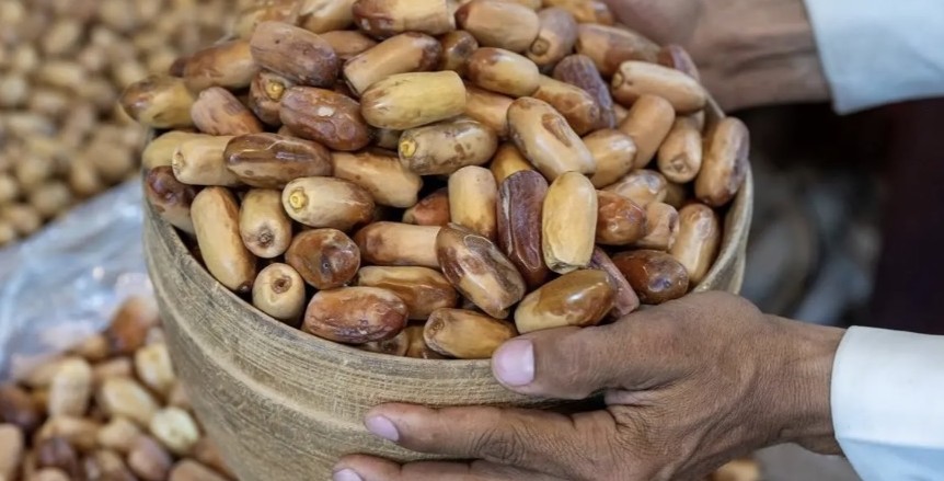 تمور الأطاييب في شهر رمضان المبارك