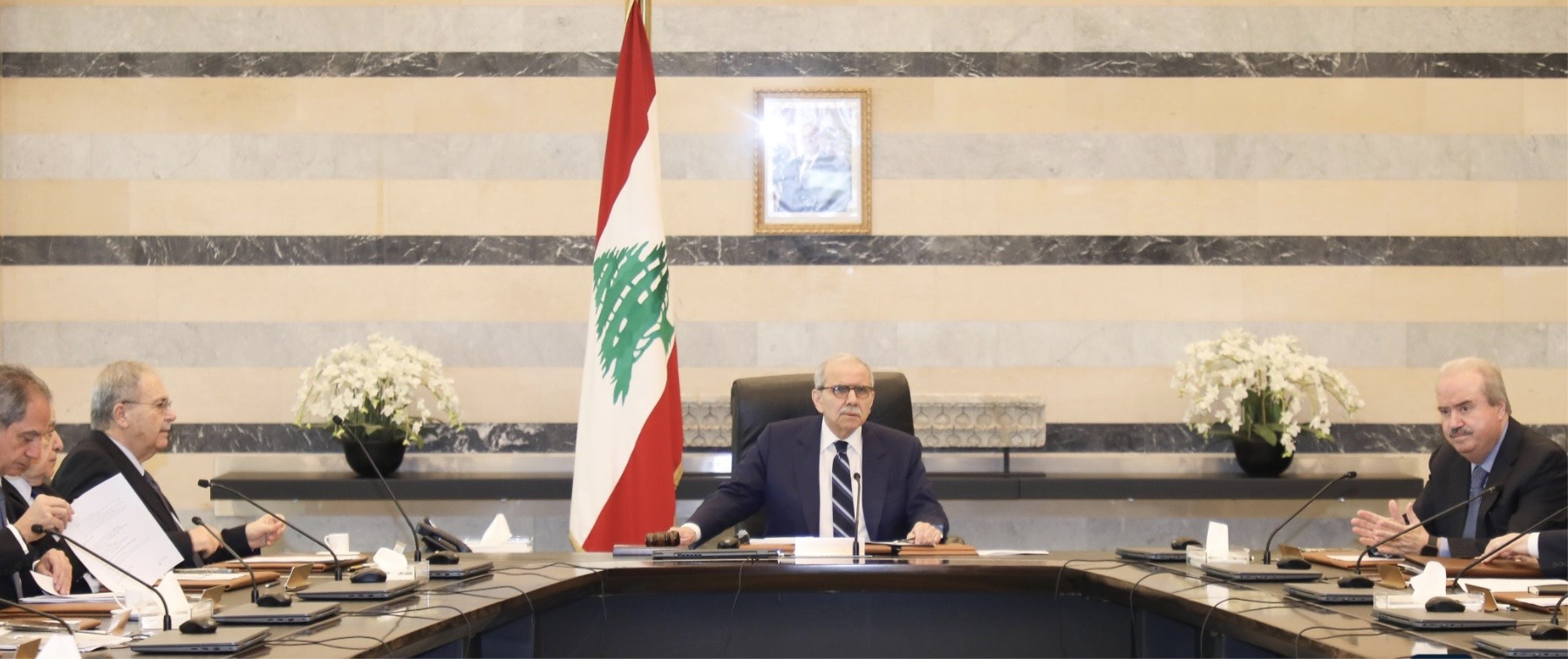 مجلس الوزراء: استدعاء من يلزم من السفارة الإيرانيّة