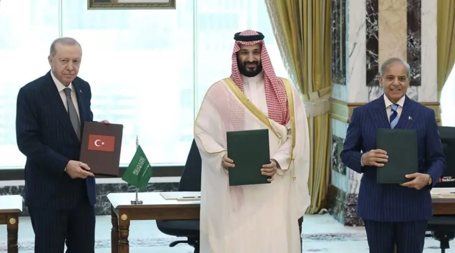 الدفاع المشترك