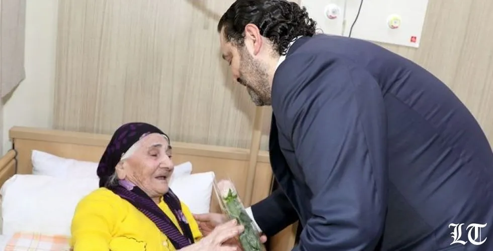 الحريري يكرّم الأم من دار العجزة الاسلامية