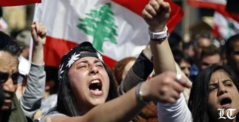 فوضى ما قبل الانهيار الوشيك