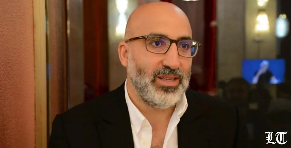 أحمد غصين يقتنص 3 جوائز في مهرجان البندقية