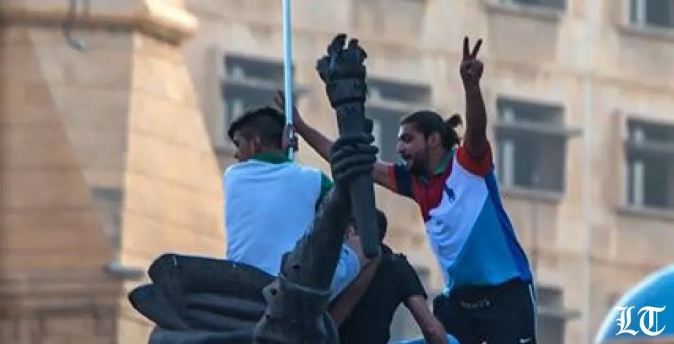 خطة ممثلين للحراك الشعبي:تشكيل حكومة مصغرة واصلاحات سريعة