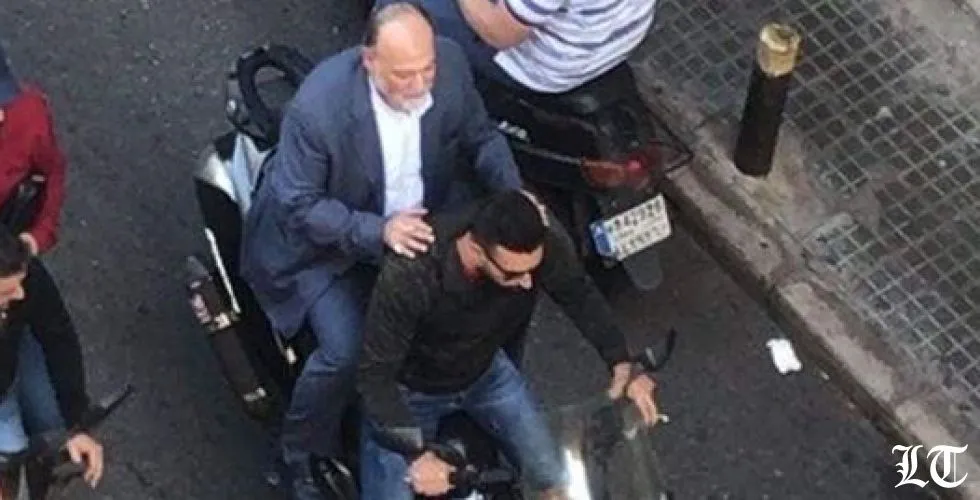 من المسؤول عن إذلال النواب؟