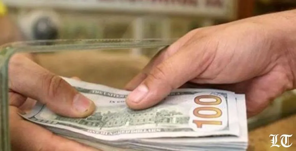 خبير مالي: الدولار محكوم بالتراجع  ارتباطا بتشكيل الحكومة