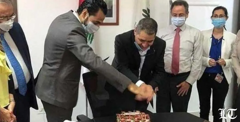 بين ١٧تشرين و١١ حزيران الشارع ينفجر من الواتساب الى قالب حلوى المدير الجديد