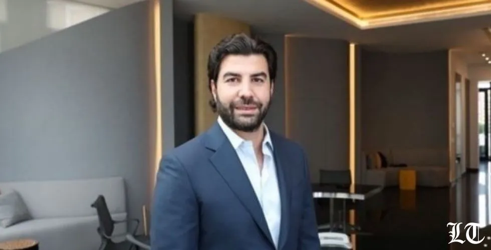 عماد جمعة يرد و ينفي المعلومات المضللة حول حسابه  انستاغرام.