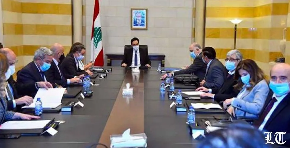الخروج في الثامن من الشهر يحتاج الى إذن