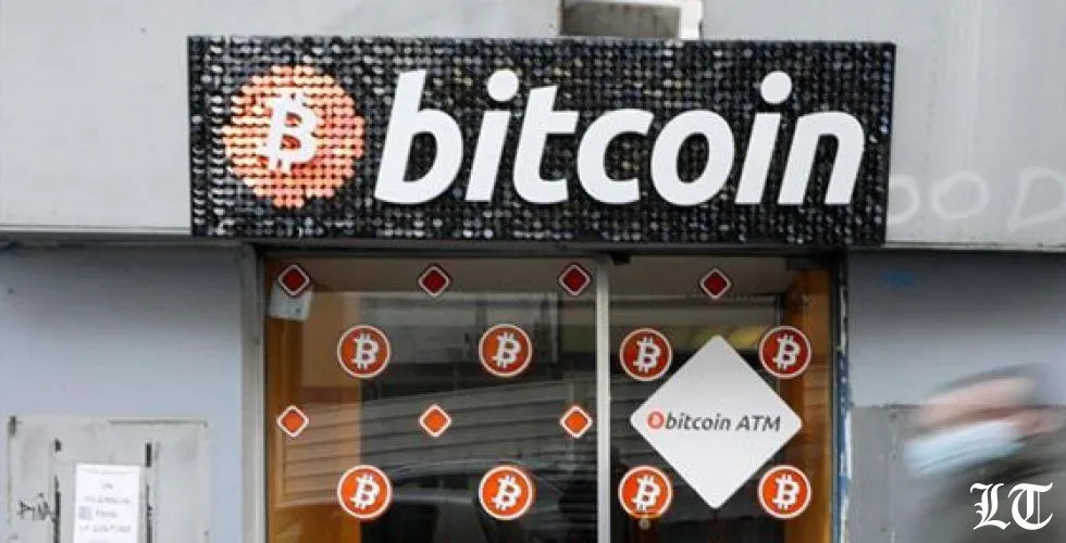 العملة المشفرة تقضم مساحات التداول بالدولار