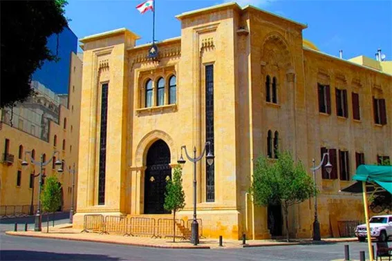 اللجان تقر اعطاء الكهرباء سلفة ٢٠٠ مليون دولار باعتراض القوات والاشتراكي