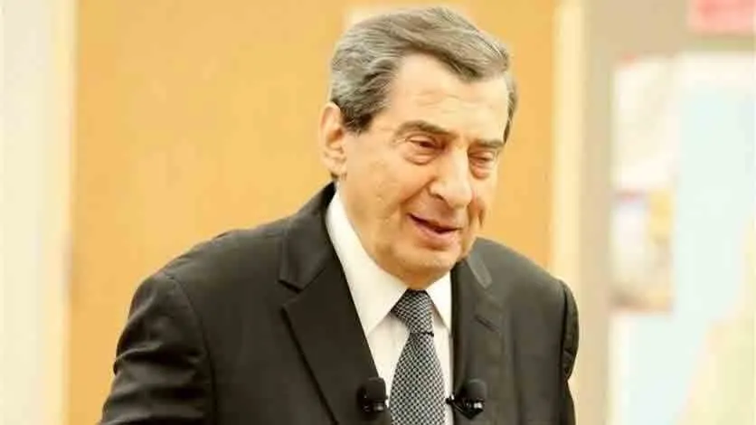 الفرزلي: لا حكومة خارج مباركة الحريري ودعمه