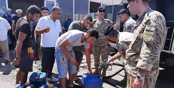 محروقات من الجيش الى الصيادين