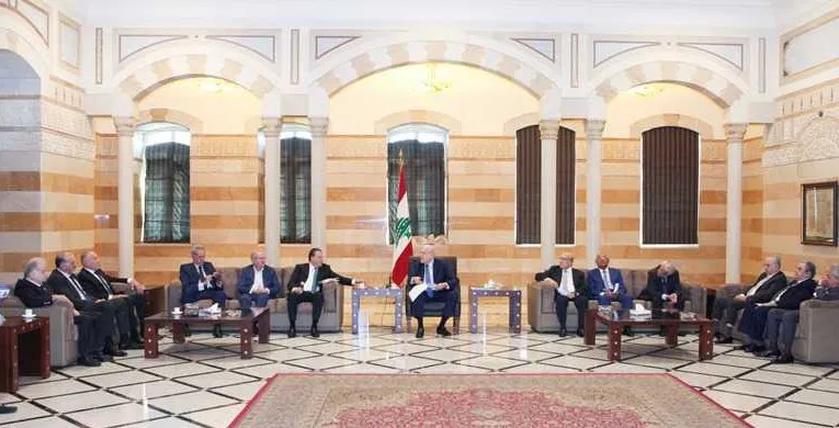 دعم الاقتصاديين مهمة ميقاتي