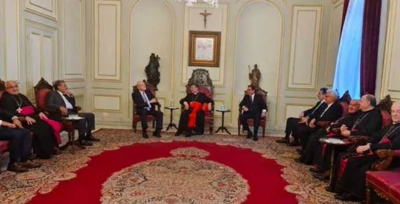 نجيب ميقاتي في بكركي لعجيبة مار شربل  والقبلة في السعودية