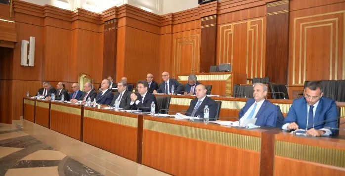 تجميد الكابيتال كونترول  بانتظار الصندوق الدولي