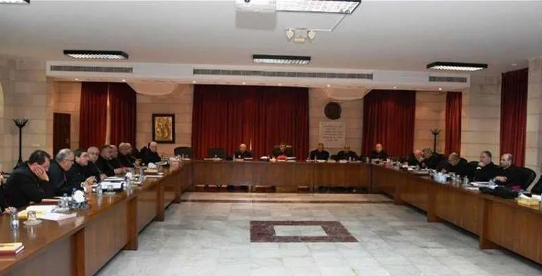 المطارنة الموارنة لعودة عمل الحكومة