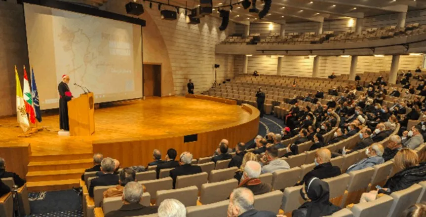 من توصيات مؤتمر جامعة الكسليك : أزمة لبنان من  فشل إدارة الشأن العام