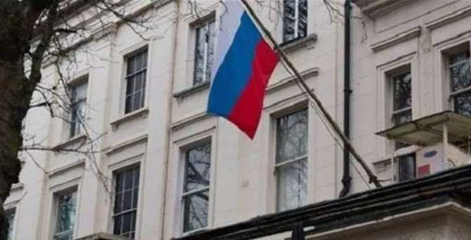 لبنانيون يتضامنون مع الجيش الروسي في أوكرانيا