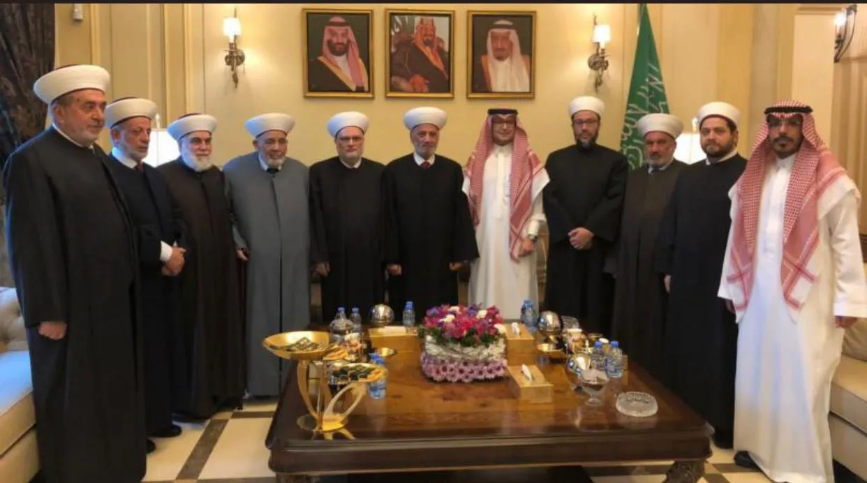 بداية افطارات السفير السعودي مع المفتي