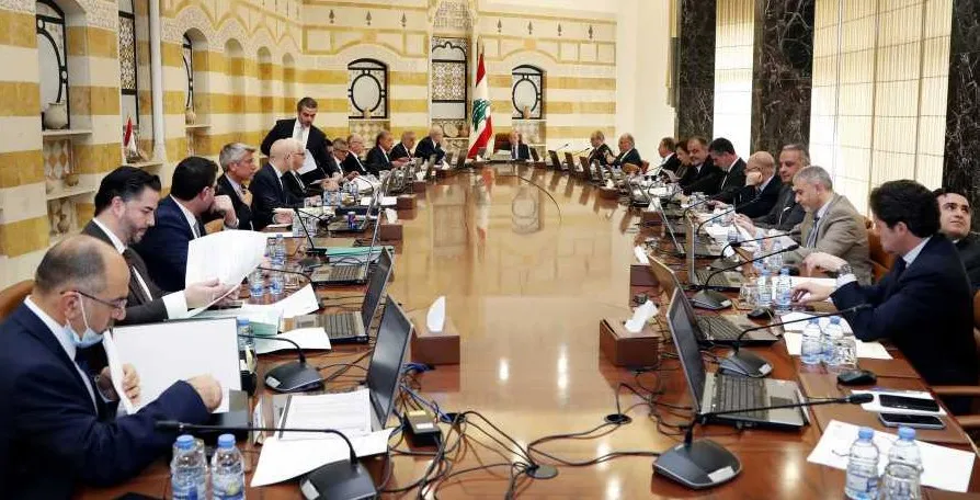 مجلس الوزراء باحثا في قانون السرية المصرفية