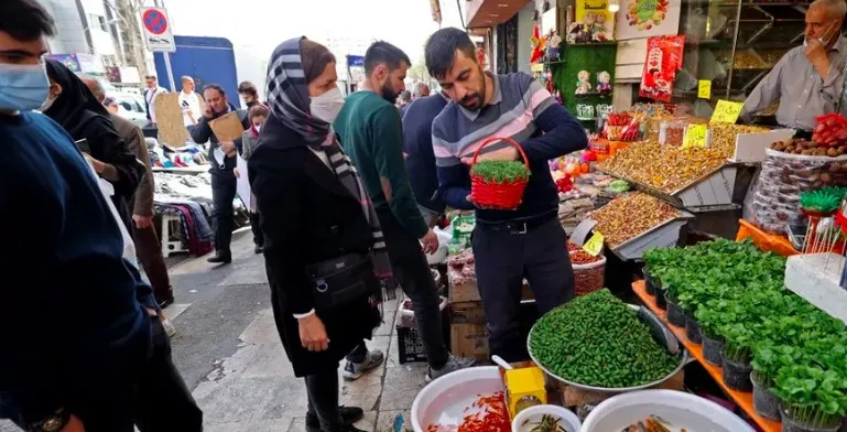غضب في ايران من الغلاء: تظاهرات وانقطاع الانترنت