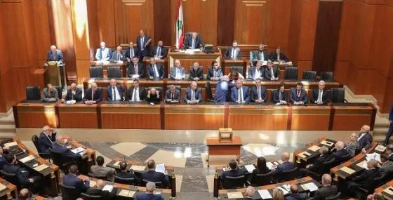 فوز الان عون وهادي بو الحسن بأمانة السر