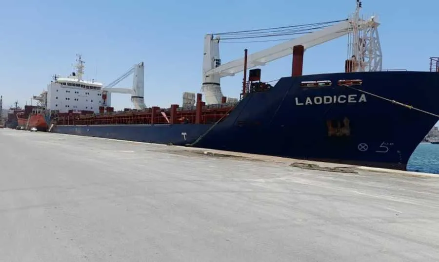 النيابة العامة التمييزية تحجز الباخرة "لوديسيا"