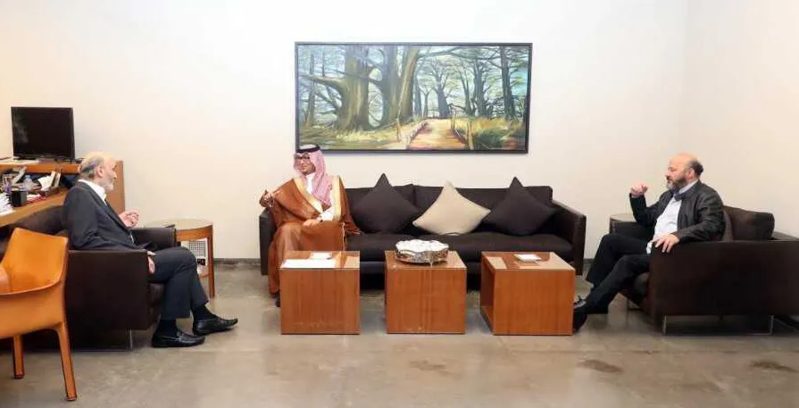 جعجع وبخاري:أنا مرشّح اذا أردت المعارضة