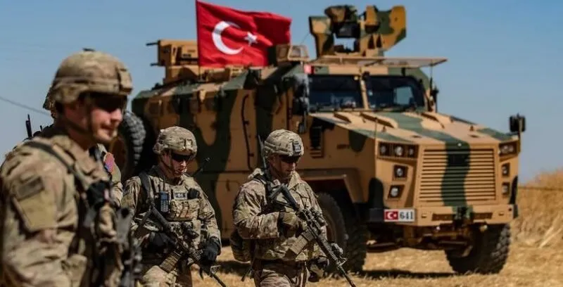 الجيش التركي يفصل بين مقاتلين في شمال سوريا