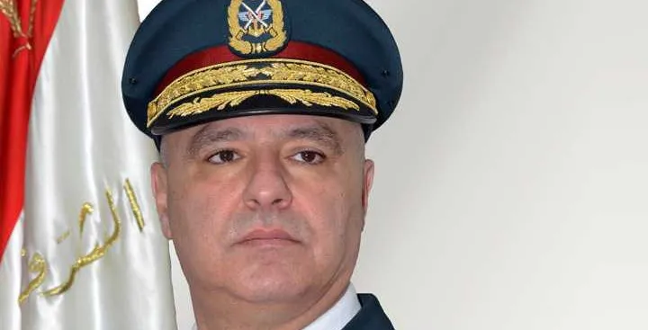 قائد الجيش: الجيوشَ تُبنى للأوقاتِ العصيبة